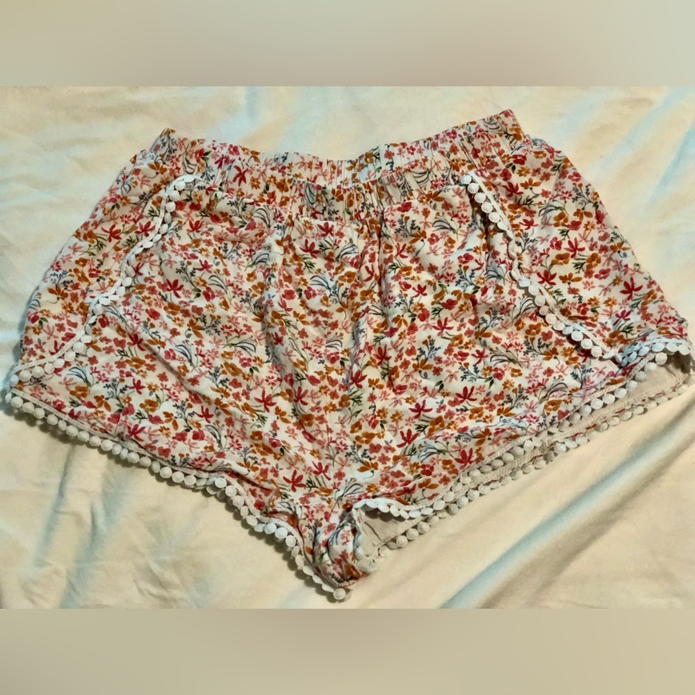 SADIE&SAGE•SIZE-M•LINEN•SHORTS       3 for $15 - Picture 8 of 8
